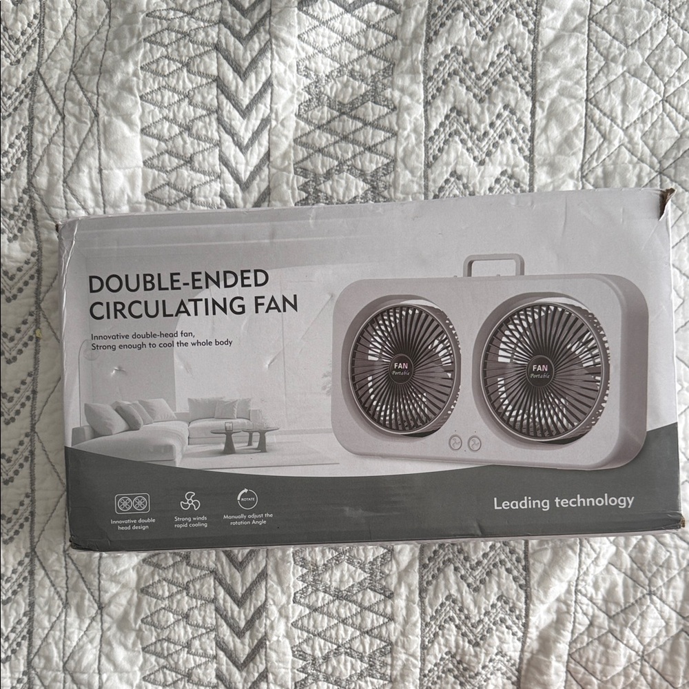 Double-Ended Circulating Fan – Gray Dual-Head Portable Fan
